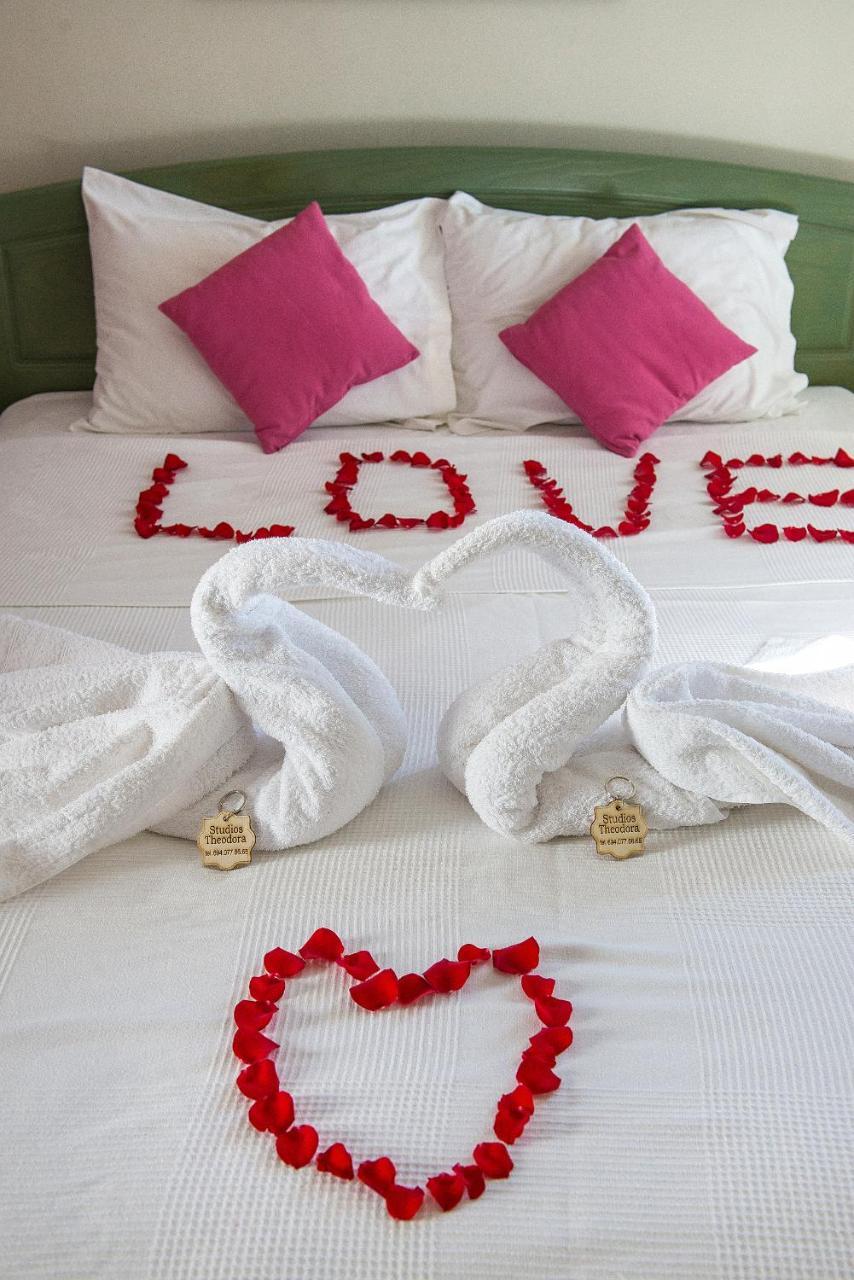 Theodora Rooms Poros Town Luaran gambar