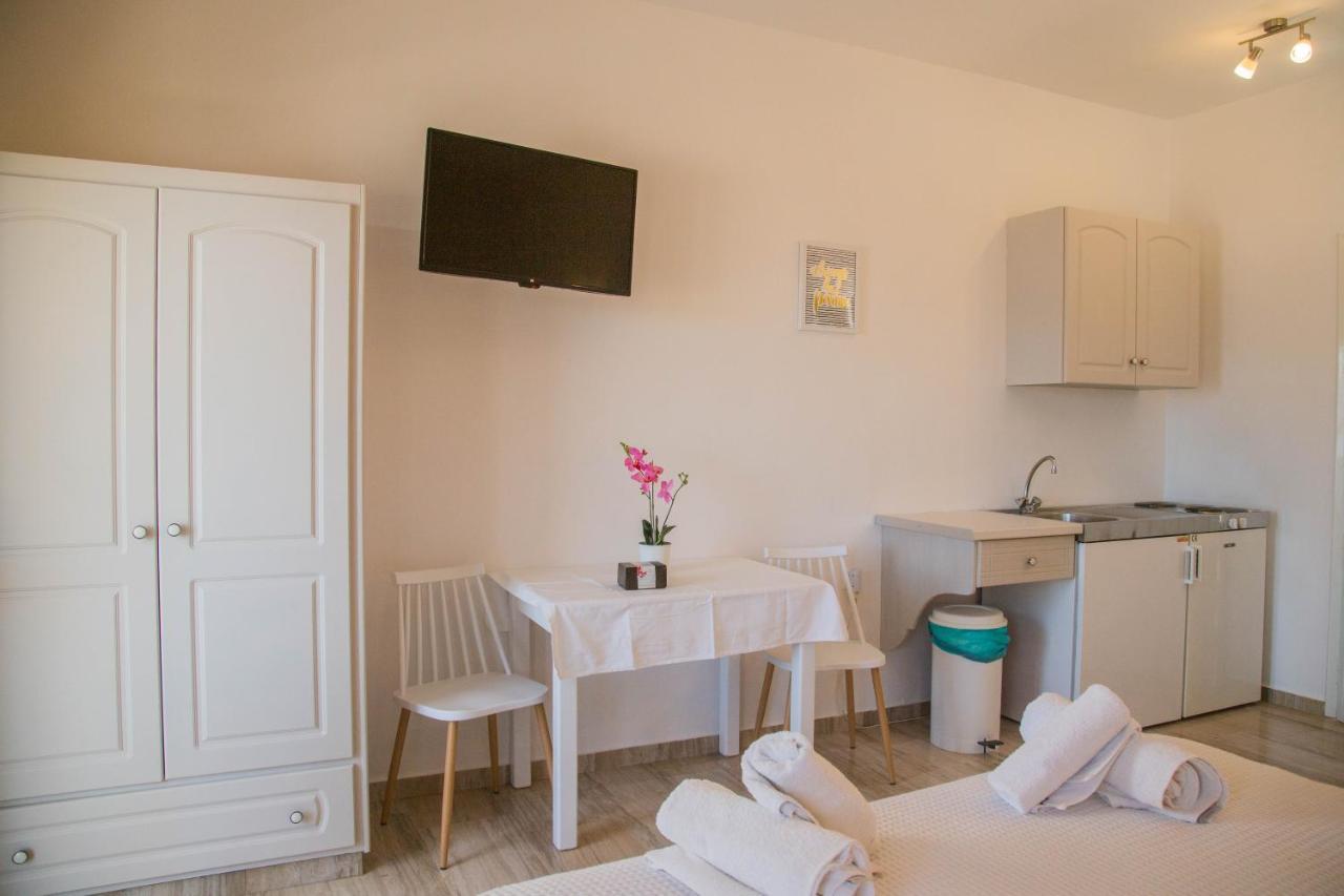 Theodora Rooms Poros Town Luaran gambar
